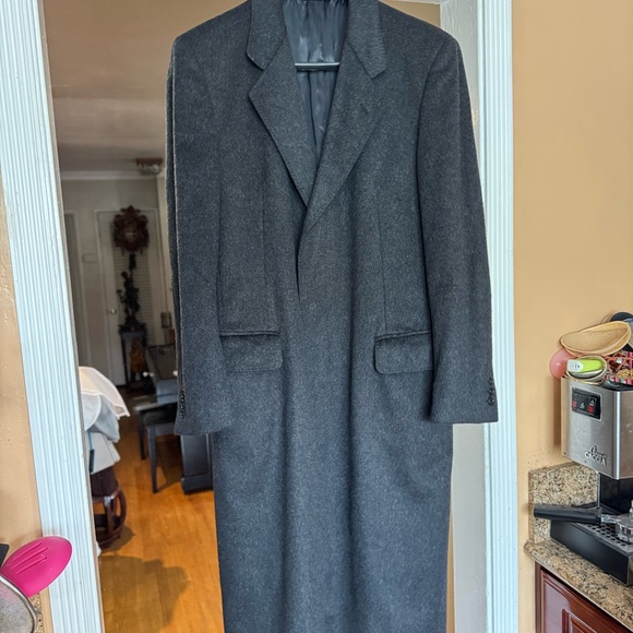 Leonardo made In Italy Men’s charcoal Gray cashmere blend wool overcoat size 40R